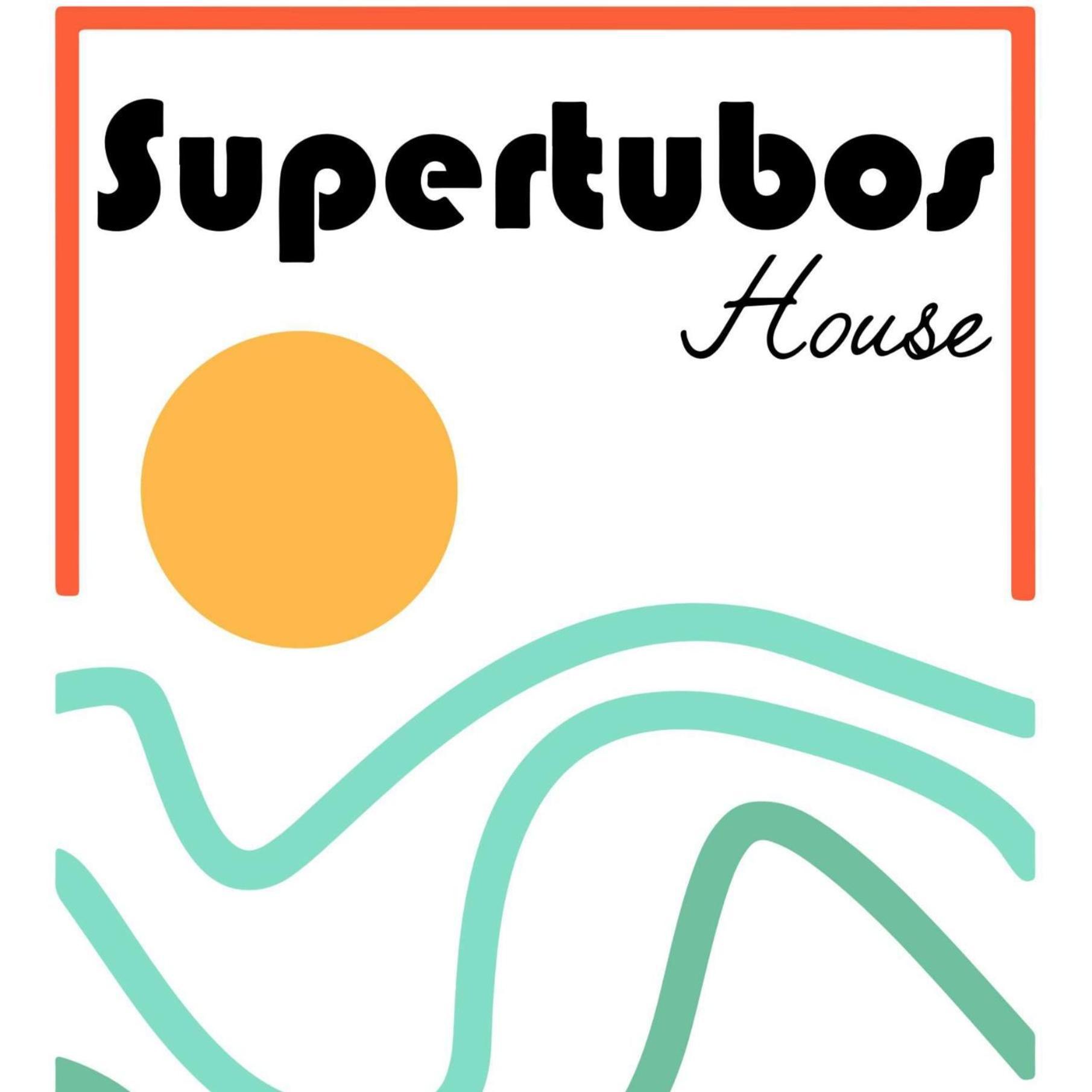 Supertubos House Peniche Bed & Breakfast *