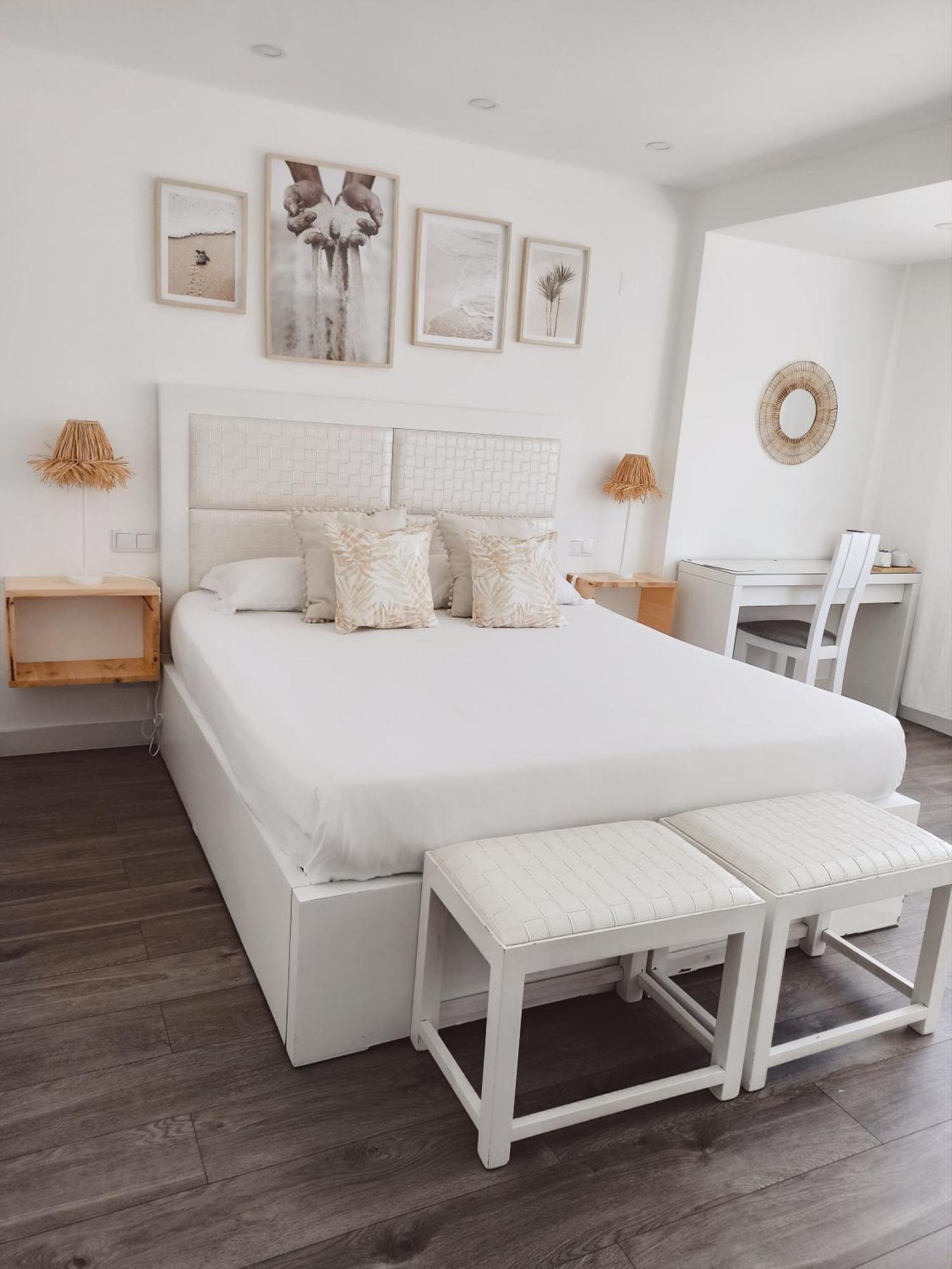 Supertubos House Peniche Bed & Breakfast *