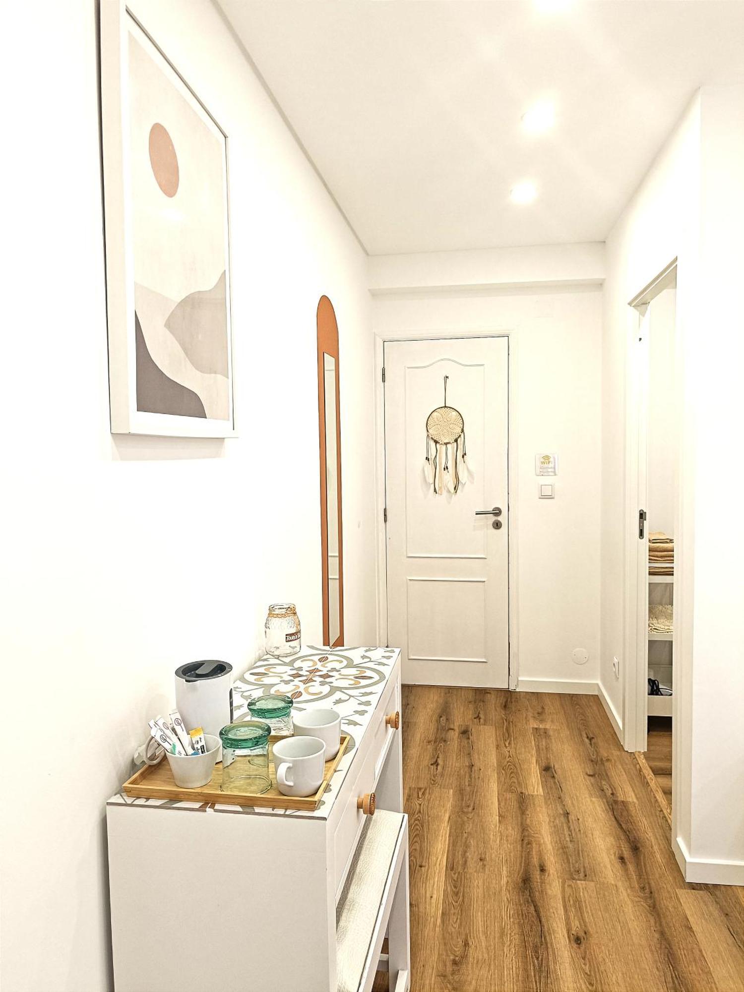 Supertubos House Peniche *